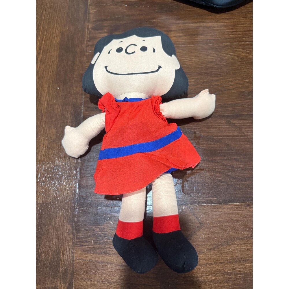 Vintage Peanuts Lucy Van Pelt Cloth Plush Doll Red Dress 14–16 Inch